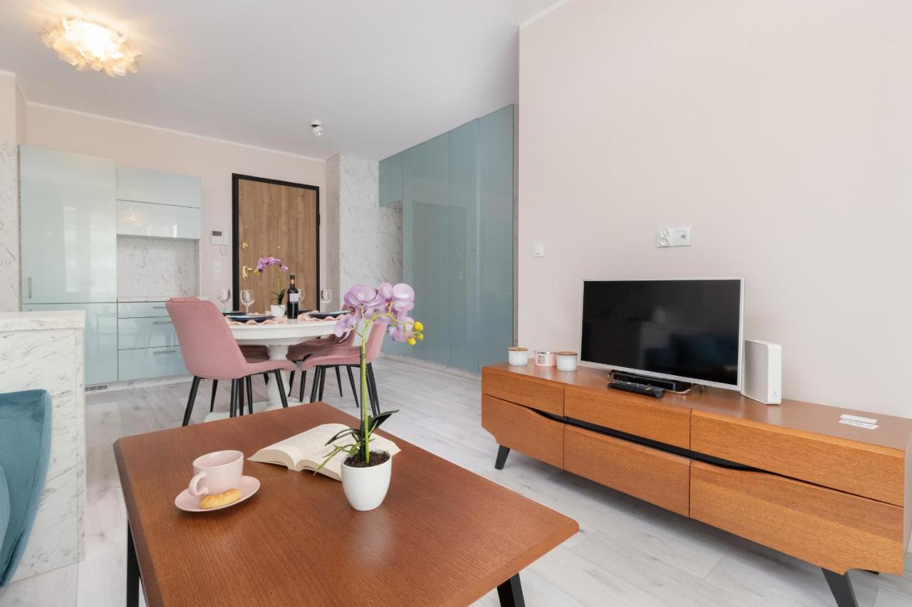 Plac Unii Apartment Gdynia By Noclegi Renters Ngoại thất bức ảnh