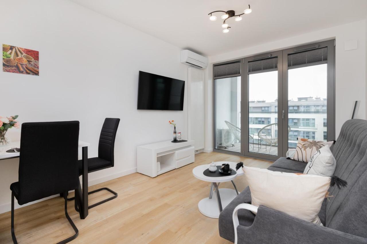Plac Unii Apartment Gdynia By Noclegi Renters Ngoại thất bức ảnh