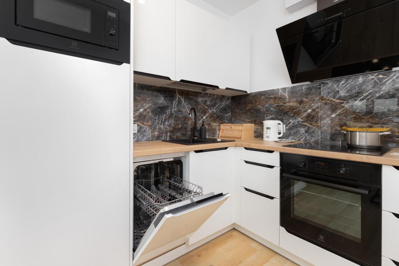 Plac Unii Apartment Gdynia By Noclegi Renters Ngoại thất bức ảnh